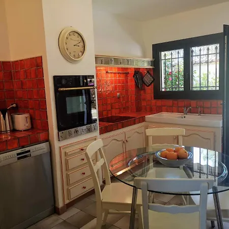 Holiday home Antinea, A Saint Aygulf, Piscine Privee, Vue Panoramique *