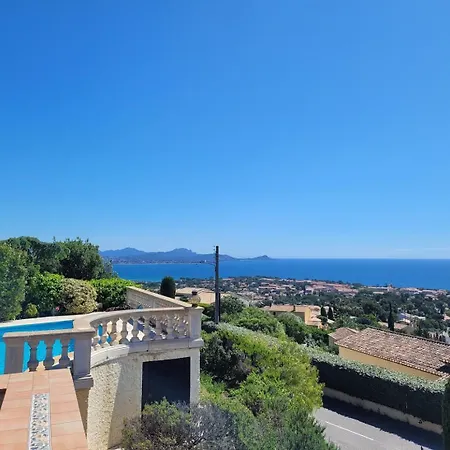 Holiday home Antinea, A Saint Aygulf, Piscine Privee, Vue Panoramique Frejus